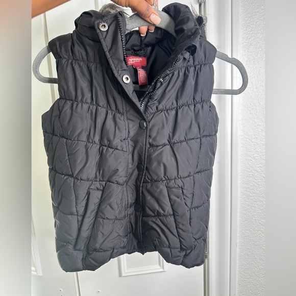 Arizona Jeans Hooded Puffer Vest Insulated Puffer Jacket with Removable Hood M - Picture 1 of 7